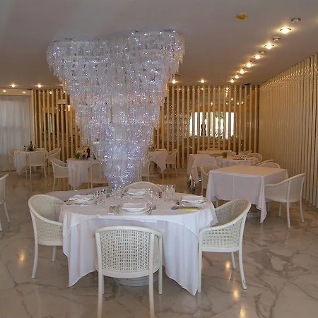 Moderno Hotel