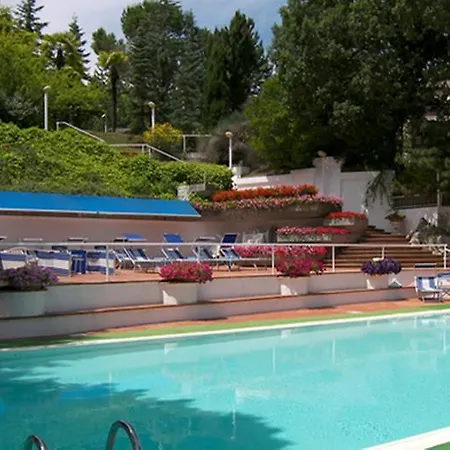 Moderno Hotel